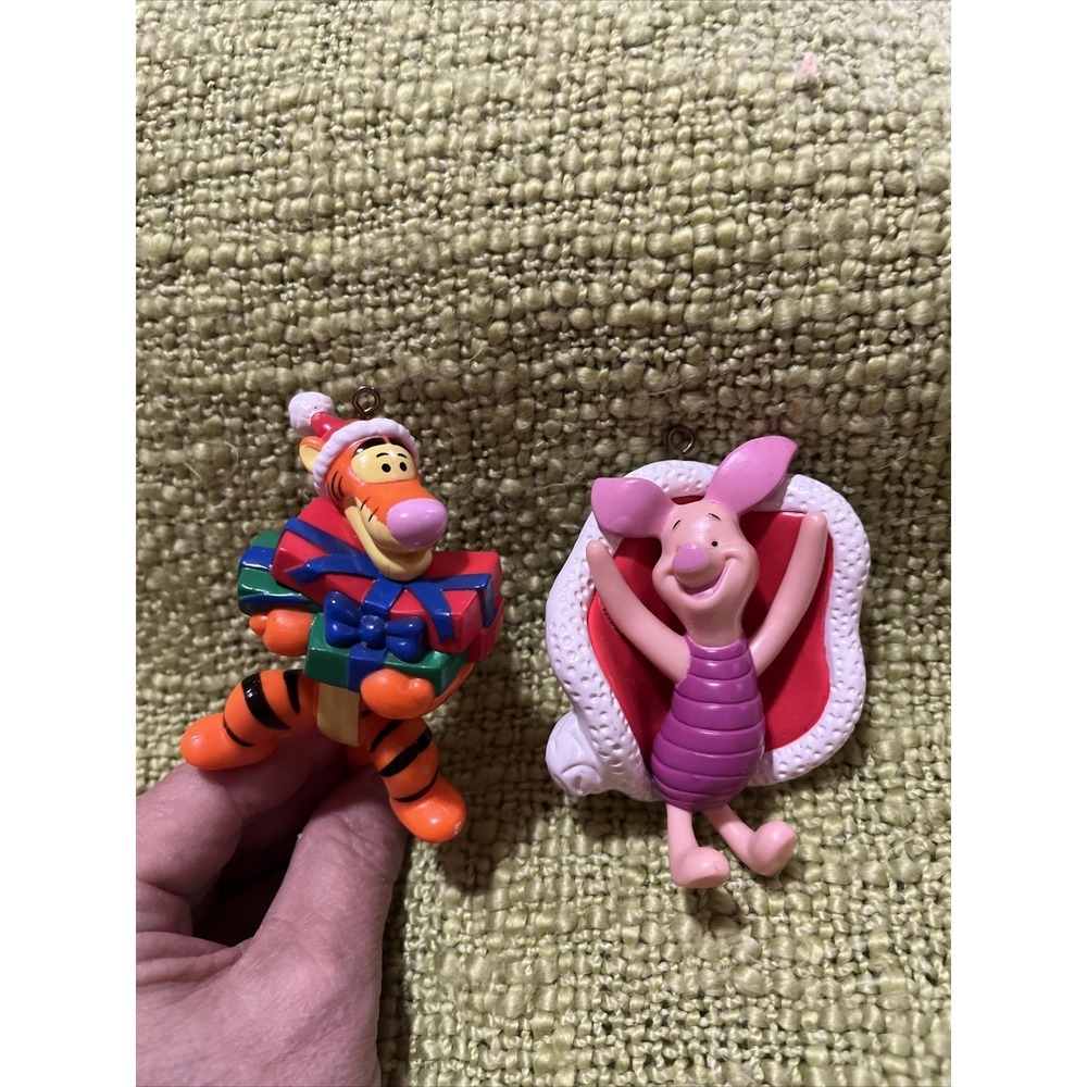 Piglet (3inch) and Tigger (4inch) Tree ornaments, Lot Of 2 . Disney , Holiday